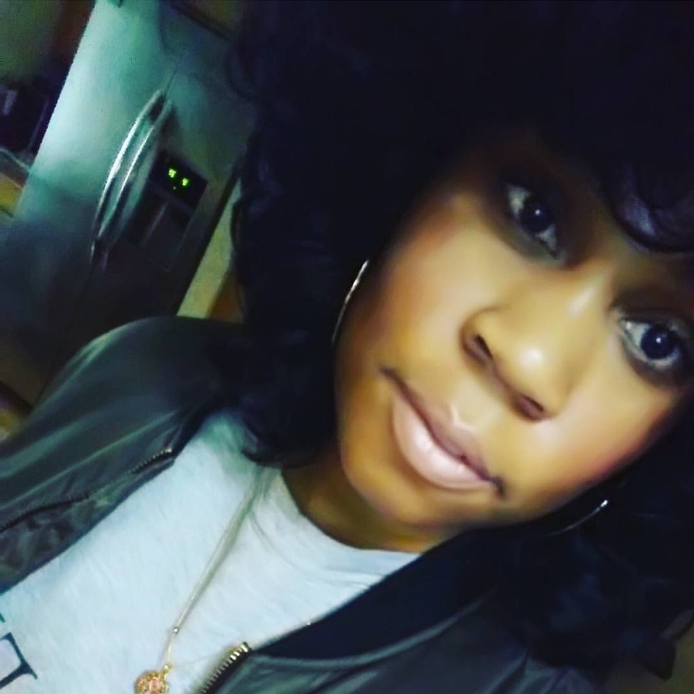 Meet your Posher, Vanessa